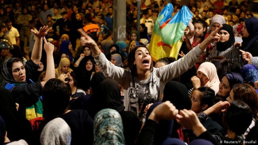 مطالبين بالإفراج عن المعتقلين.. حراك الريف يهز المغرب