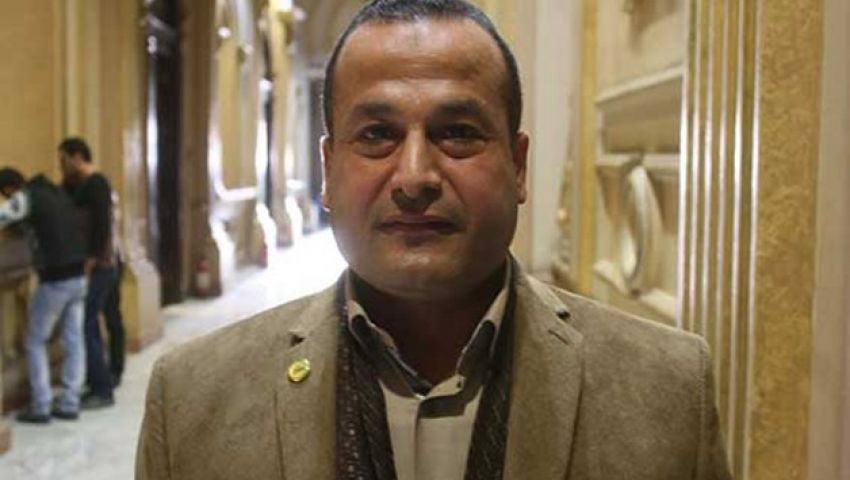 عبد العال يحيل محمد عمارة للتحقيق لاعتصامه أمام مكتب شيخ الأزهر