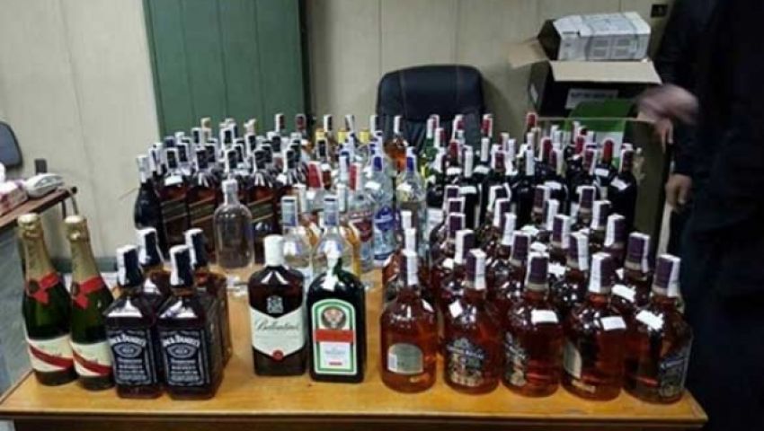 صفقة صابون تتحول إلى 26 ألف زجاجة خمر بالسعودية