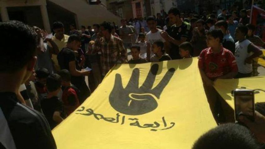 بالصور.. اشتباكات بين مؤيدي مرسي ومعارضيهم بالدقهلية