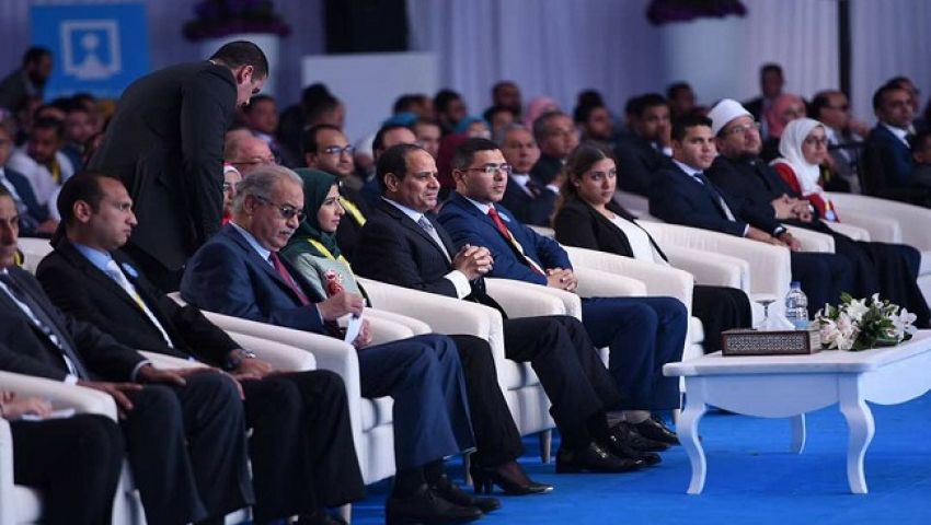 فيديو| السيسي للشباب: يلا نعمل حاجه للبلد