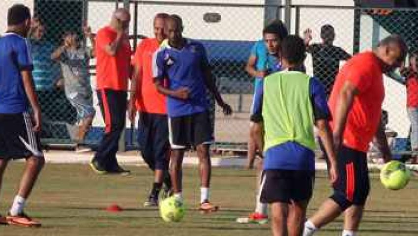 الشرطة تعتدى على لاعبي الزمالك بمطار الغردقة