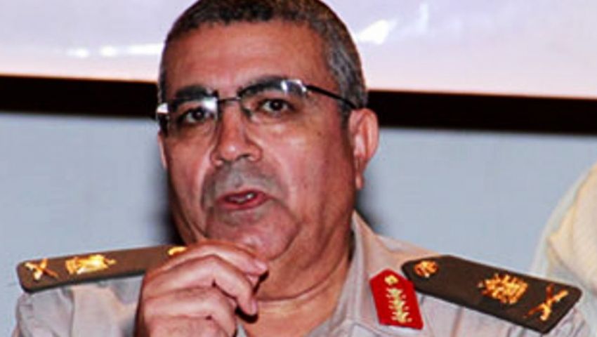 المهدي يحيي الألتراس ويطالبهم بالحفاظ على المباراة