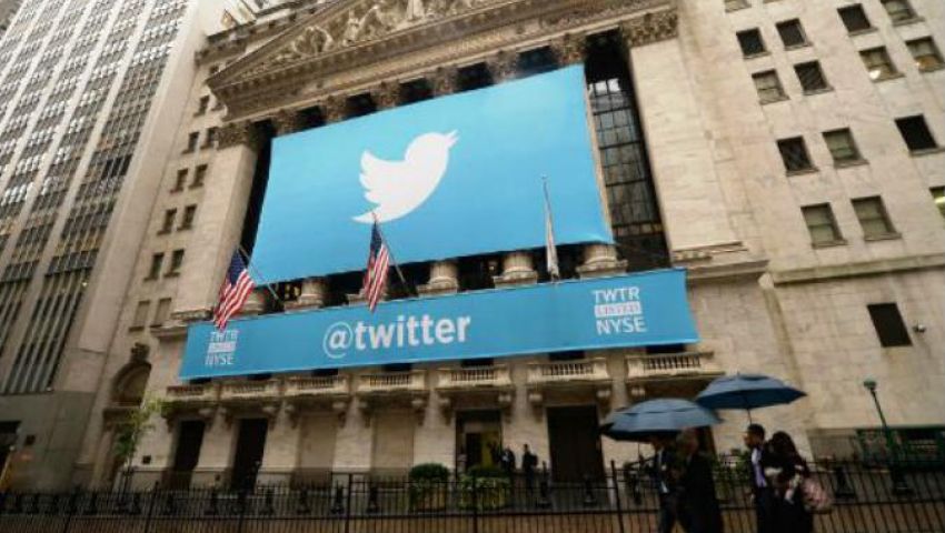 سهم «تويتر» يرتفع 2.5 % بعد عودة أحد مؤسسيه