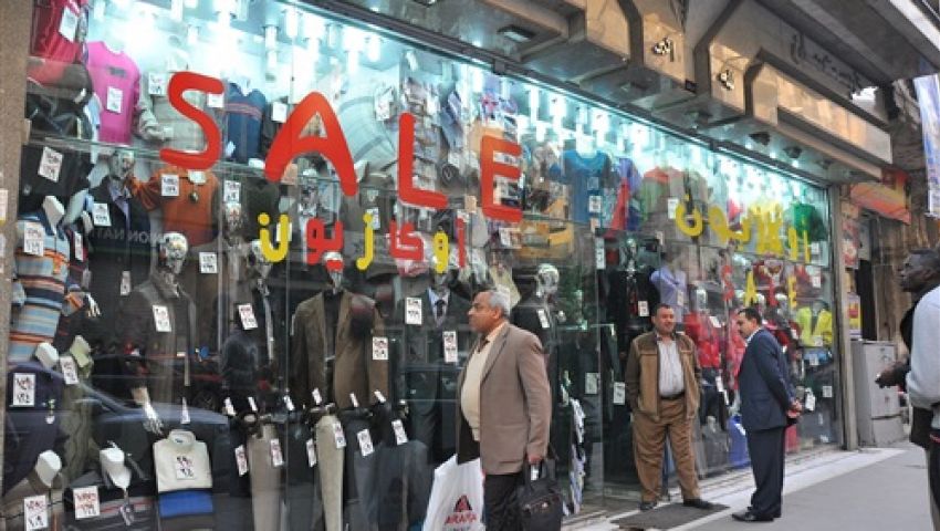 بـ 75% تخفيضات.. بداية مبكرة للأوكازيون الصيفي.. وخبراء: عساه يحرك الركود