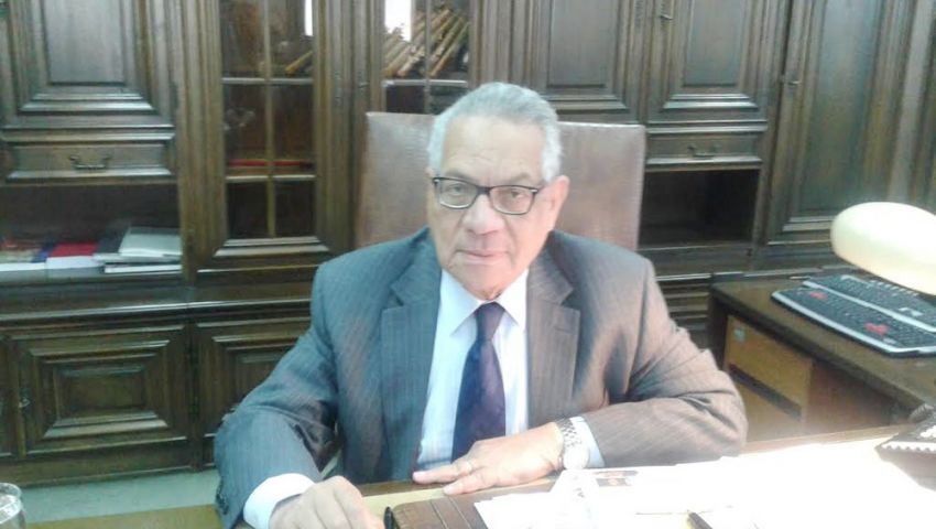 المحافظ الأسبق: «البنك المركزي» سيبقي على أسعار الفائدة دون تغيير