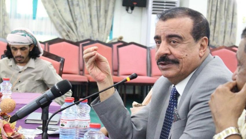 محافظ حضر موت: نطالب بإقليمين في دولة اتحادية برئاسة هادي