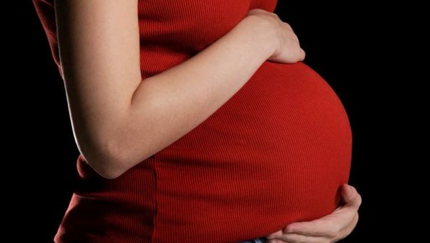الإفتاء توضح حكم صيام المرأة الحامل لشهر رمضان