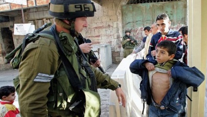 سياسي فلسطيني: أطفالنا «يرضعون» الوطنية منذ الصغر