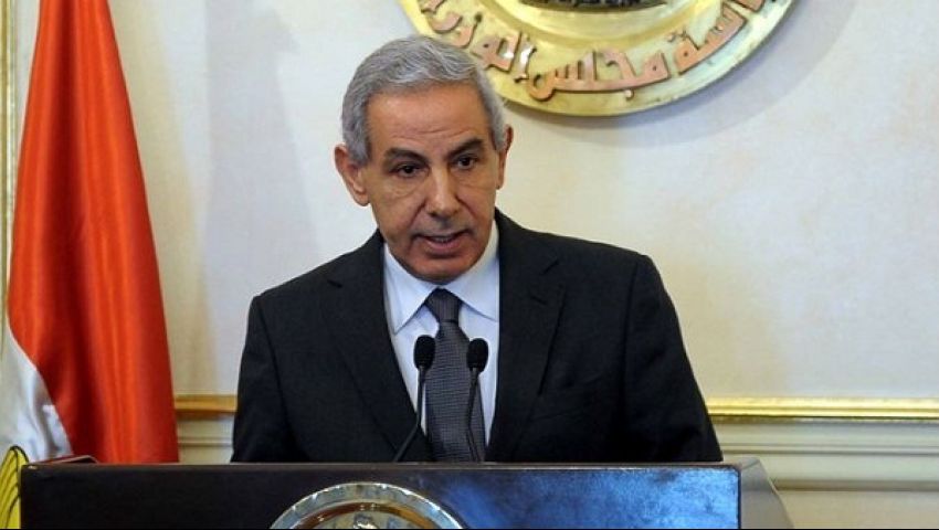 8 مليارات دولار تراجعا في عجز الميزان التجاري