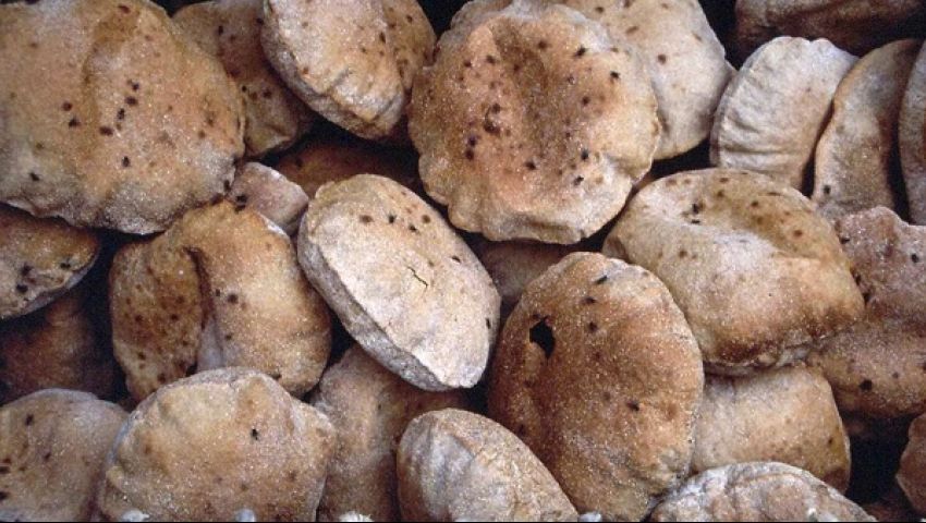 فيديو.. التموين: سعر رغيف الخبز 5 قروش ولا نية للزيادة