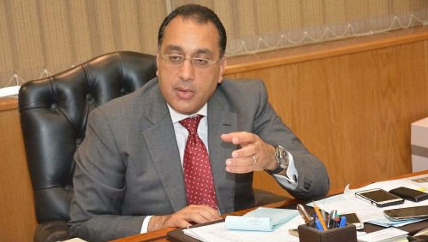 المركزي للتعمير يستأنف العمل في تطهير وتعميق بوغاز وبحيرة البرلس