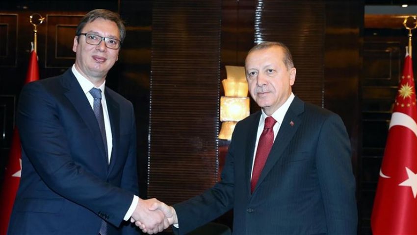أردوغان يلتقي رئيس الوزراء الصربي في بكين