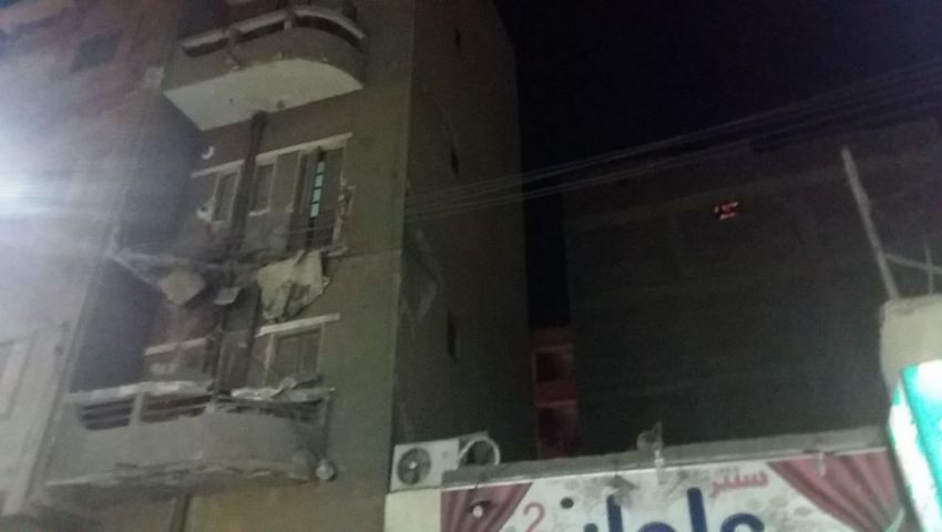بالصور| انهيار عقار بـ «المحطة الجديدة» في الإسماعيلية