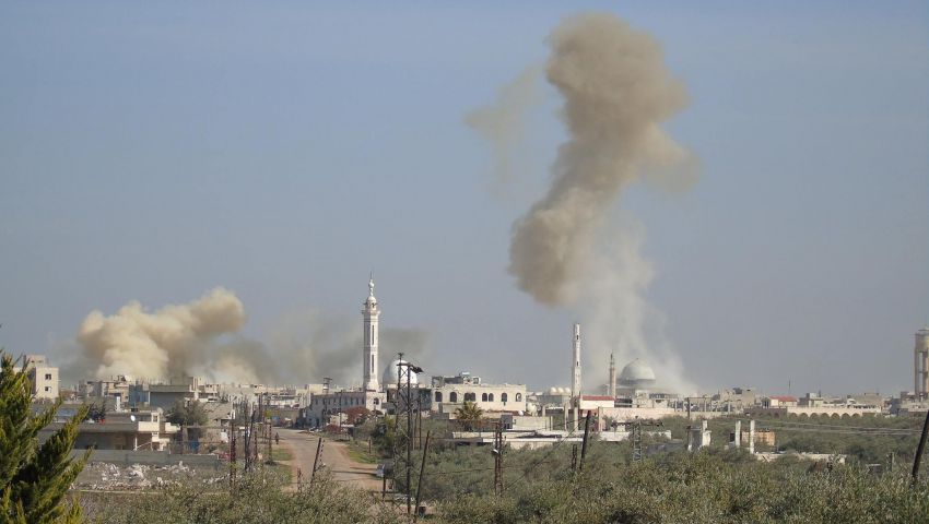 سوريا.. مقتل 3 بقصف جوي استهدف مركز الدفاع المدني بحماة