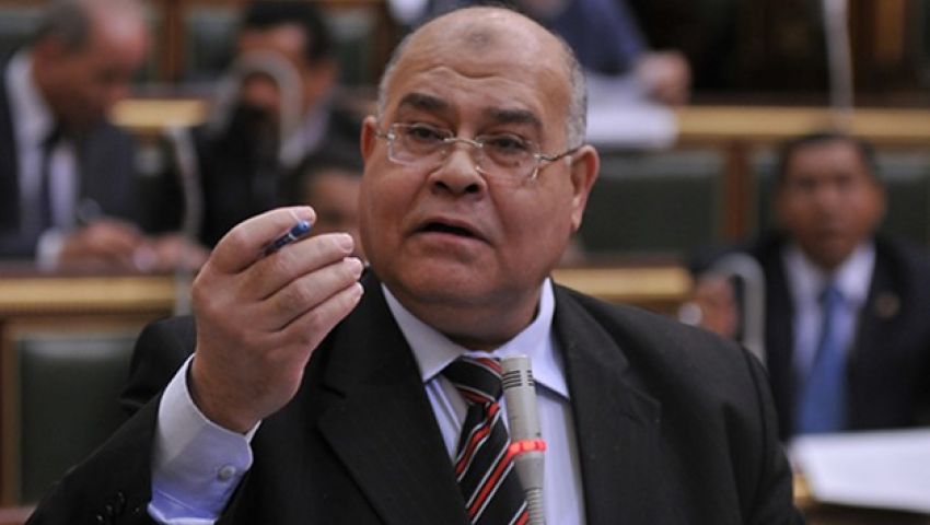 ناجي الشهابي للسيسي: لا توجد بلد فى العالم المرتبات فيها متدنية مثلنا