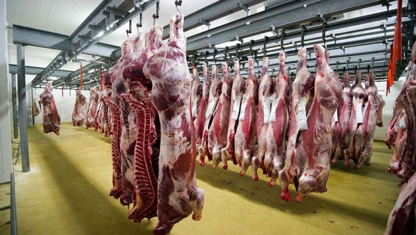  التموين ترد على شائعة استيراد لحوم برازيلية مسممة