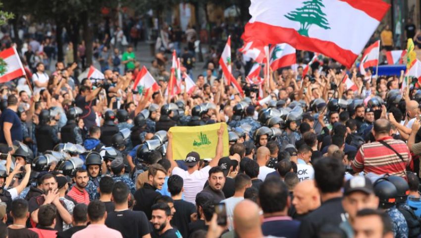 فورين بوليسي: قوة مظاهرات لبنان في غياب القائد فورين بوليسي: قوة مظاهرات لبنان في غياب القائد