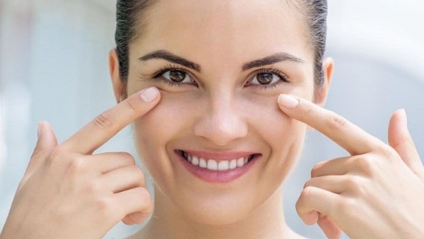 5 طرق للعناية بمنطقة حول العين بفيتامين E