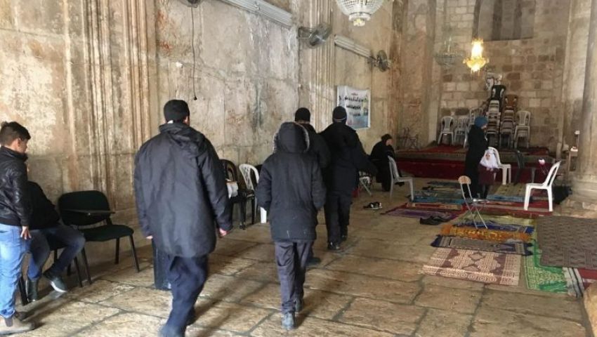 جرائم جديدة ضد الأقصى.. الاحتلال يصعد في مصلى باب الرحمة