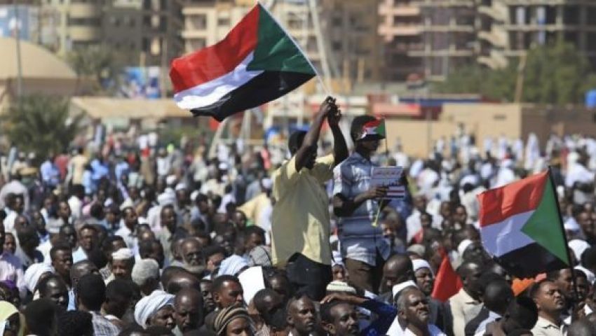 مسيرات وإضراب عام.. «الحرية والتغيير» تعلن خطتها لـ«التصعيد الثوري» بالسودان