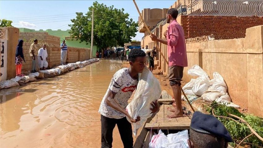بسبب الفيضانات.. السودان يعلن تأجيل الدراسة لمدة 25 يومًا