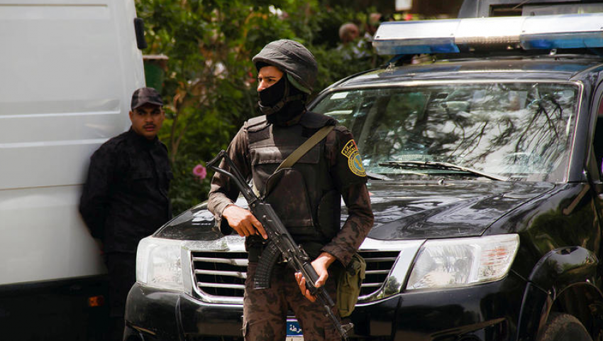 حادث الواحات الإرهابي.. من المسؤول؟