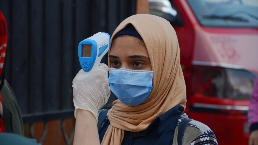 الخشت يعلن خطوات التعامل مع مصابي كورونا بجامعة القاهرة
