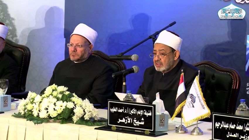 موقف الأزهر من قوانين المرأة التونسية.. توضيح للدين أم تدخل في شؤون الدول؟