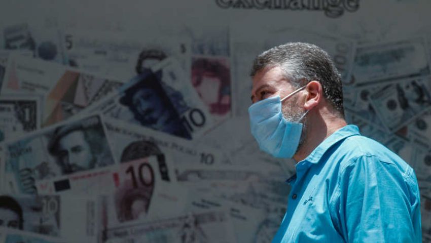 مصر تلجأ لصندوق النقد مجدداً.. هل تؤثر القروض على البسطاء؟
