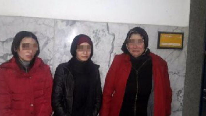 تفاصيل القبض على شبكة دعارة  الإسكندرية .. والمتهمات: الجامع كان جنبنا بس احنا نسينا ربنا