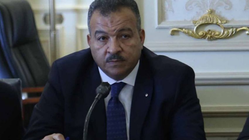 «شطب الصيدلي» بأمر الوزير  يفجر أزمة  بمناقشات قانون الصيدلة