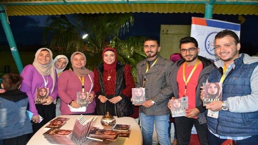 صور| لأول مرة.. معرض للكتاب بالعريش بجهود 30 شابا متطوعا