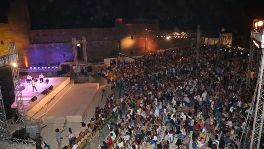 وسط 15 ألف متفرج.. مسار إجباري ومحمد محسن يشعلان مهرجان القلعة