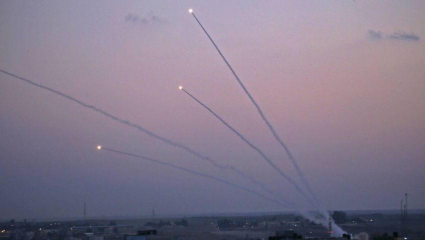 إسرائيل تدق طبول الحرب على غزة.. نتنياهو يتعهد بحملة اغتيالات ورد واسع الليلة