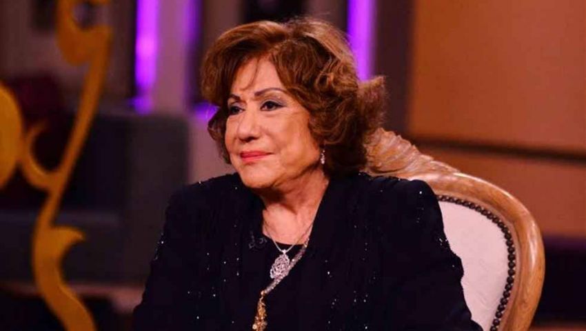 سمحية أيوب عن عودة شريهان للفن: شىء عادى