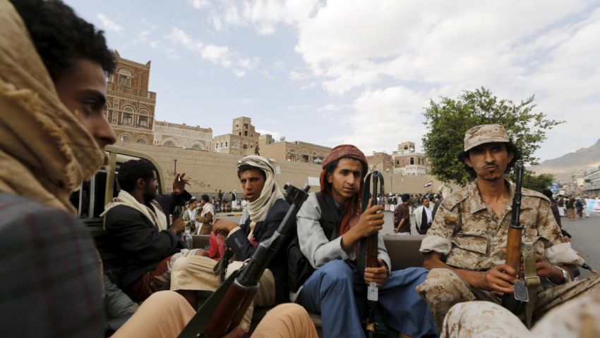 الحوثيون يطلقون سراح 79 عنصرًا من المقاومة