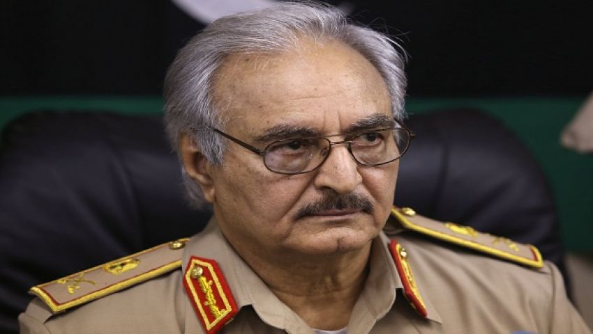 حفتر: مصر تؤمِّن حدودنا المشتركة برًا وجوًا