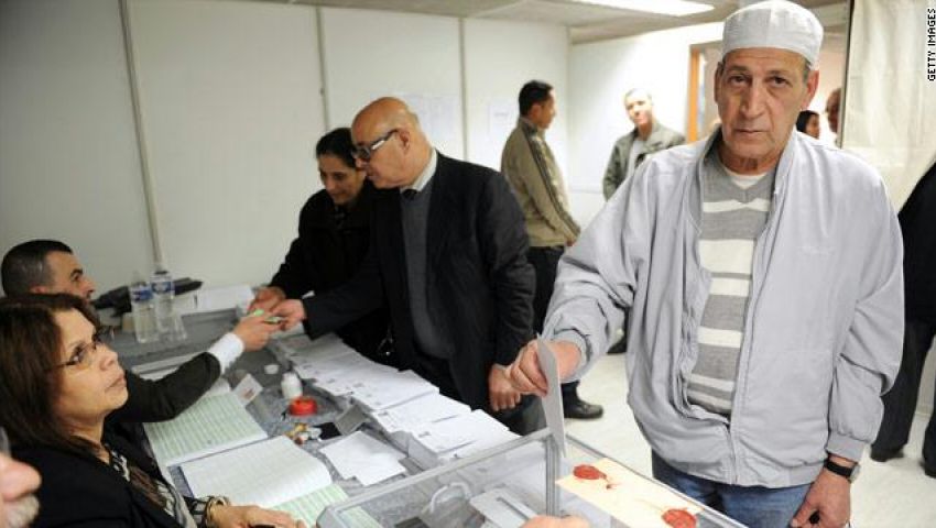 انتخابات الجزائر.. حزبا الموالاة الرئيسيين يفوزان بأكثر من نصف المقاعد
