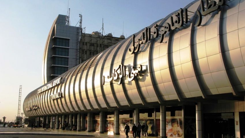 إجراءات أمنية مشددة بمطار القاهرة  لتامين وصول ٢١٠ ملايين دولار
