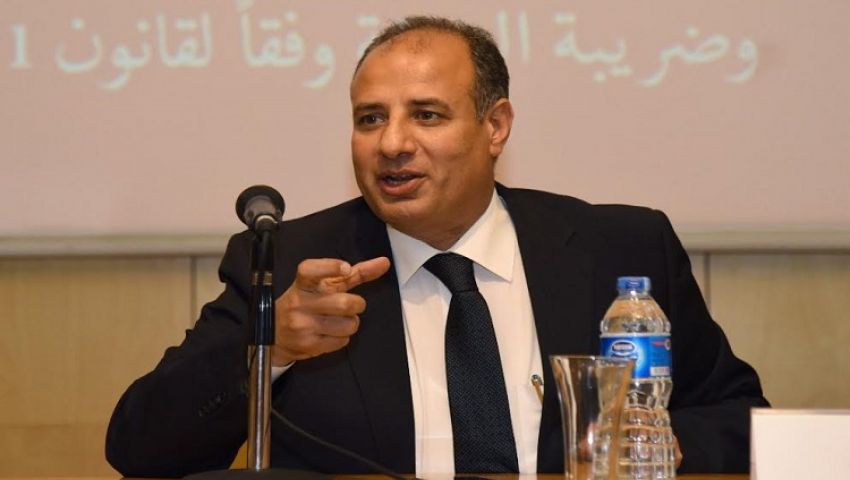سلطان:وزارة المالية تمثل حجر الأساس في كل الأعمال