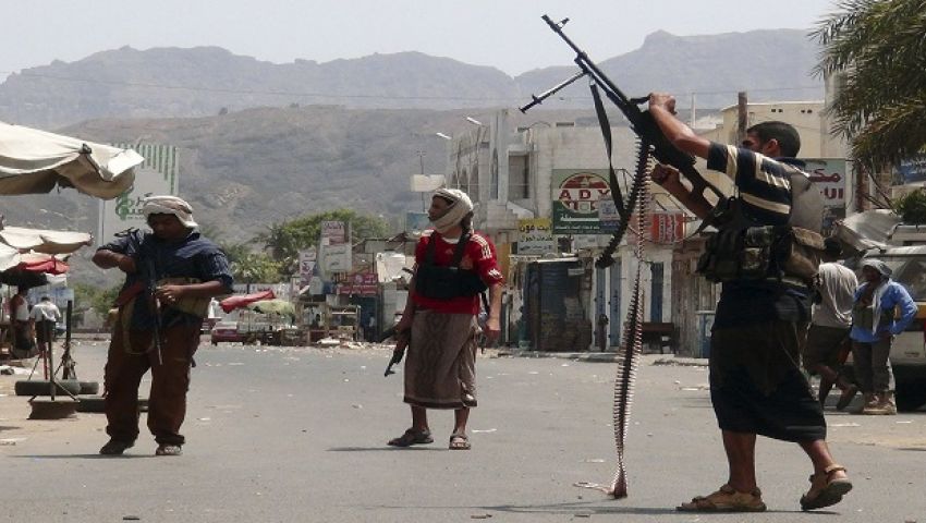 القوات اليمنية تتصدى لهجوم مسلحي الحوثي - صالح في تعز وبيحان