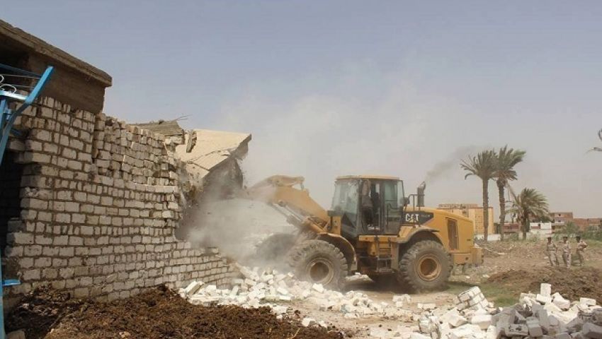 في أسبوع .. أسيوط تزيل 1169 حالة تعدٍ على أملاك الدولة