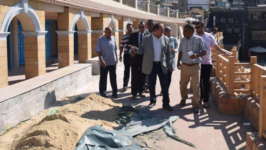 بالصور| محافظ الإسكندرية: الانتهاء من تطوير كبائن ستانلي نهاية يونيو