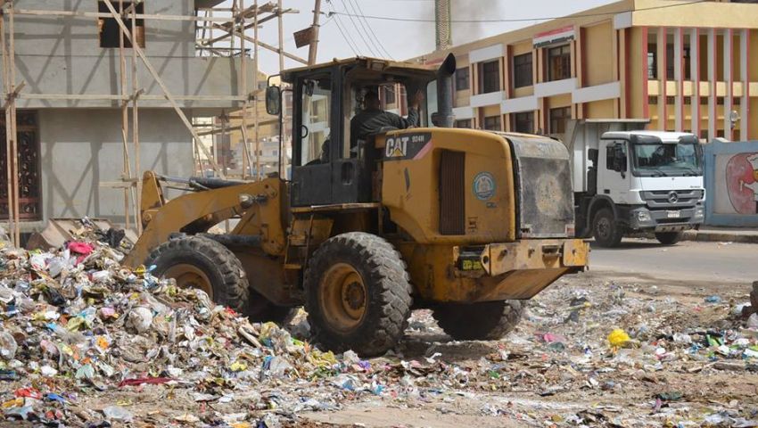 رفع 50 طن من المخلفات والرتش بحملة مكبرة بالإسماعيلية
