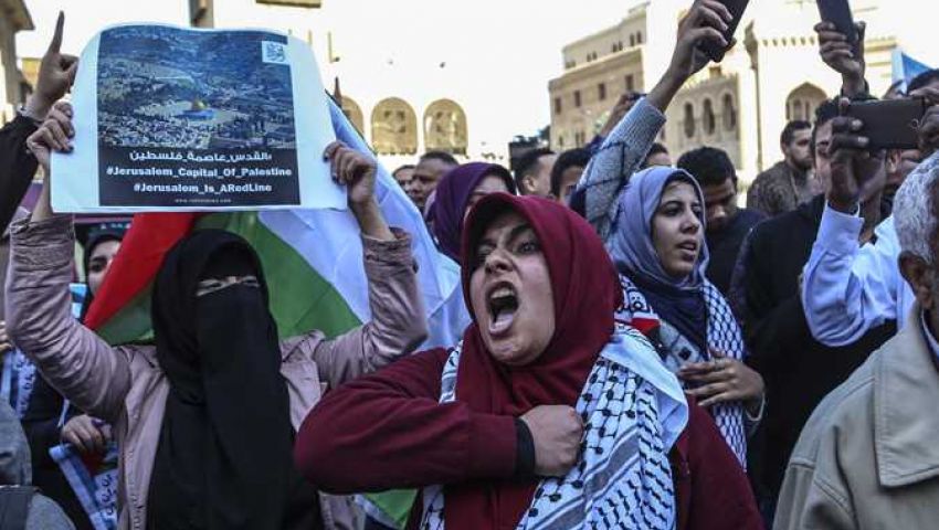 صور| «القدس عاصمة فلسطين» هتافات مدوية بالجامعات المصرية