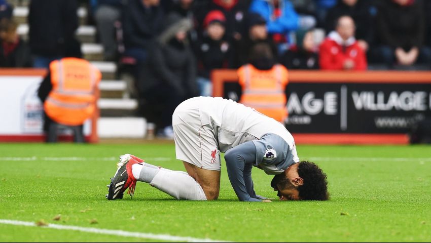 فيديو| محمد صلاح في مواجهة نارية بين ليفربول ومانشستر يونايتد