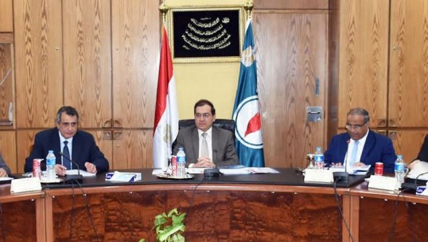 الملا: تحديث أسطول نقل المواد البترولية وتركيب أجهزة GPS