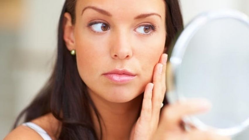 5 علاجات منزلية تخلصك من تصبغات البشرة بسهولة