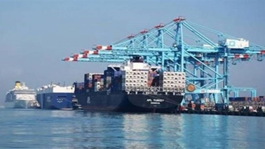 وصول 14 ألفا و500 طن بوتوجاز إلى ميناء الزيتيات